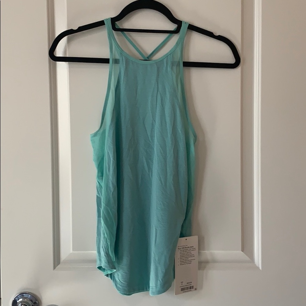 Lululemon tank